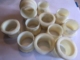 Bucse poliamida cu guler  susținere stand peste d60x D88x55 mm